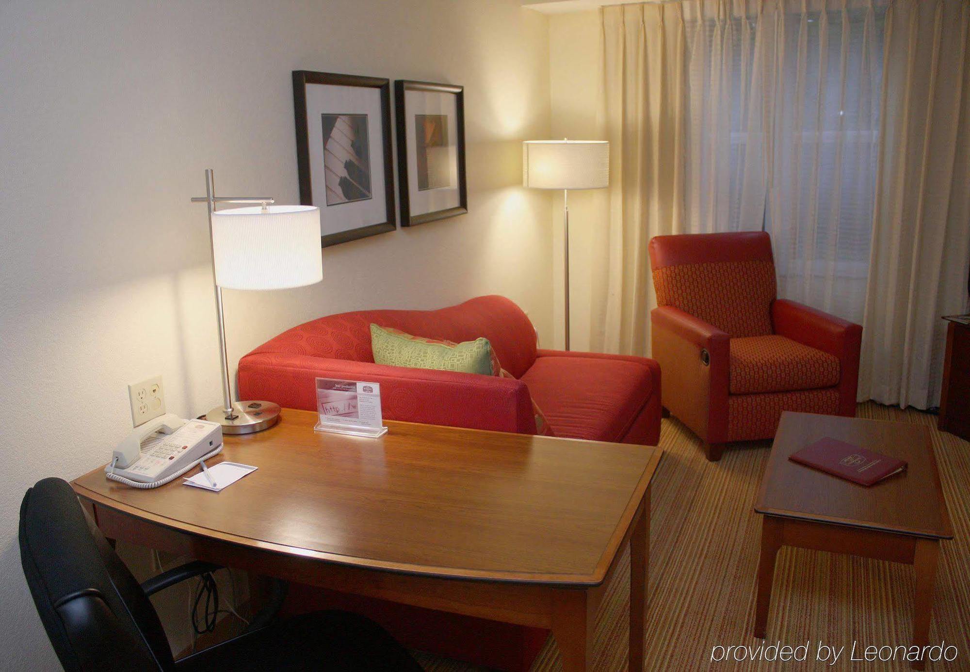 Residence Inn By Marriott Springdale Room photo